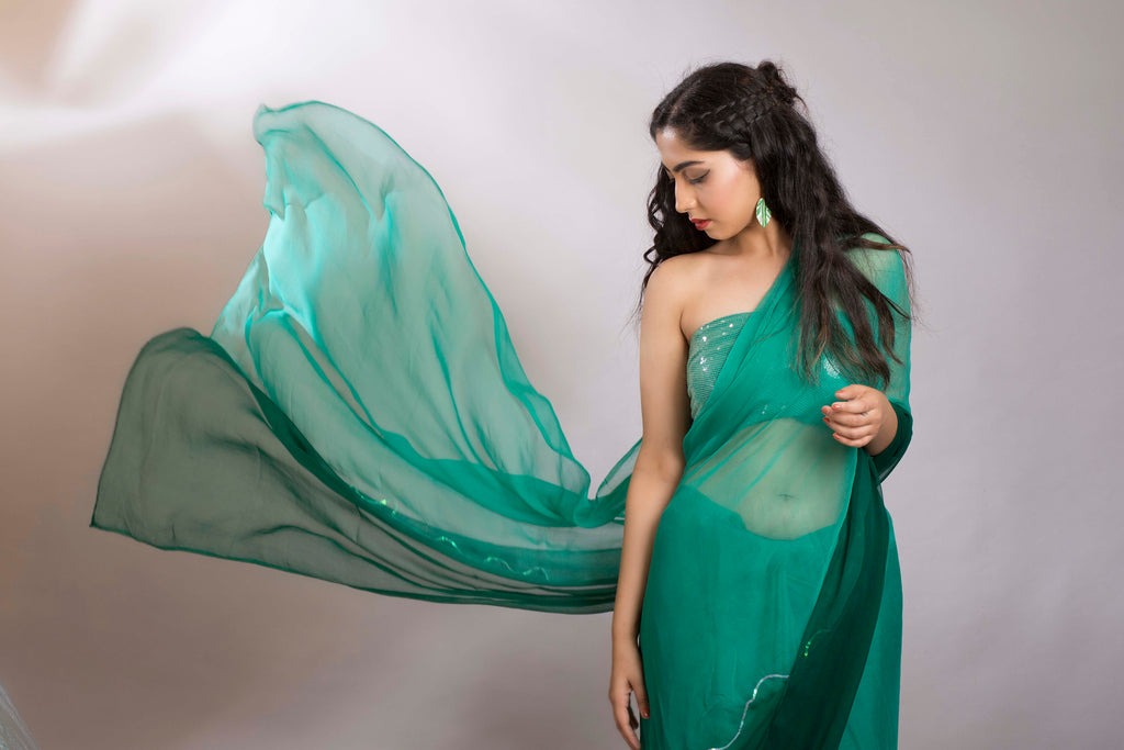 How To Reuse Old Chiffon Sarees | Old Saree Makeover Ideas | Kids designer  dresses, Kids dress, Recycled dress
